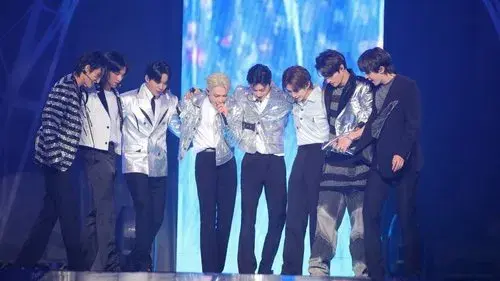 ATEEZ WORLD TOUR [TOWARDS THE LIGHT : WILL TO POWER] IN CINEMAS