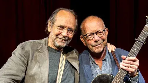 To rustne herrer i arbeid – Et kveldsskift av og med Paus & Fjeld