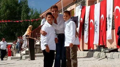 Dokunduğum Yürekler