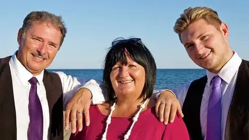 Sun, Sea and Selling Houses