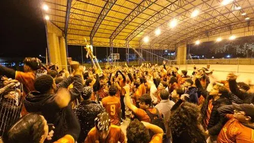Uma Falha Tentativa de Documentar os Intercursos