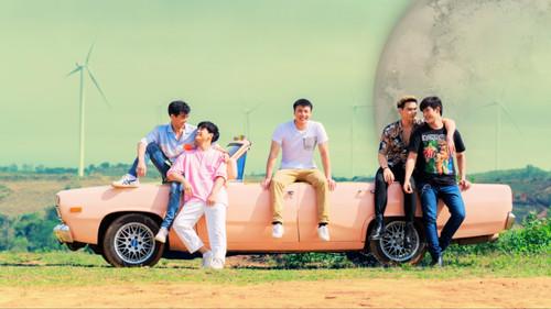 รักกันวันโลกแตก