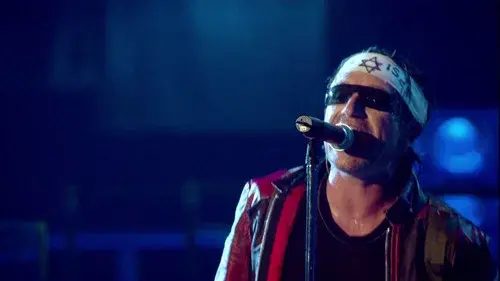 U2: Vertigo 2005 - Live from Chicago