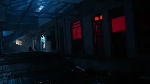 00:00: Urban Strange Story