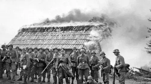 Osteuropa zwischen Hitler und Stalin  - Das große Sterben