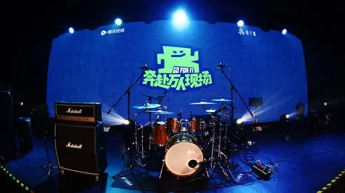 奔赴！万人现场