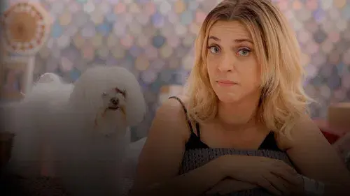 De Perto Ninguém é Normal