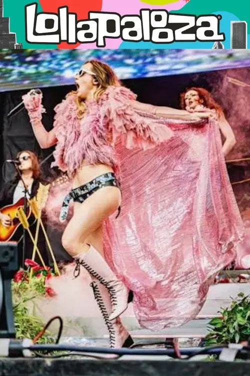 Suki Waterhouse: Lollapalooza Chicago