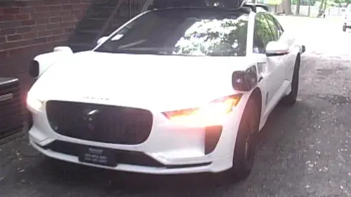 A Waymo™ Blocks My Neighbours Door For Around 39 Minutes