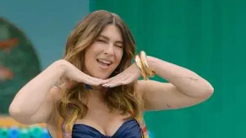 Na Piscina, Com Fê Paes Leme